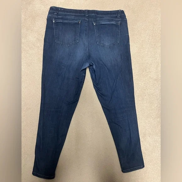 Wit & Wisdom Women’s  Deep Indigo Slim Jeans - Picture 3 of 3